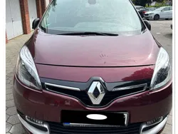 Rot Gebraucht 2015 Renault Scénic III LIMITED Van / Kleinbus | 6.000 € (Superpreis)