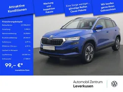 Blau / energy blau Gebraucht 2022 Skoda Karoq Ambition SUV | 23.988 € (Guter Preis)