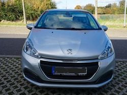 Silber Gebraucht 2016 Peugeot 208 Active Kleinwagen | 4.800 € (Guter Preis)