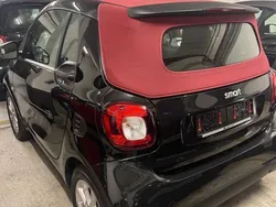 Schwarz Gebraucht 2016 Smart ForTwo Cabrio Passion Cabrio | 9.900 € (Guter Preis)