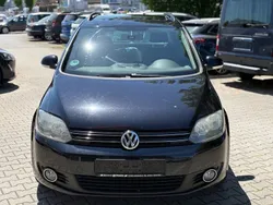 Schwarz Gebraucht 2010 VW Golf Plus Cross Van / Kleinbus | 3.999 € (Teuer)