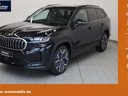 Moonweiß perleffekt Gebraucht 2024 Skoda Kodiaq Selection SUV | 56.780 €