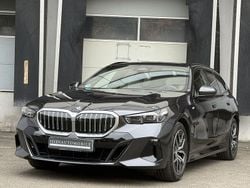Grau Gebraucht 2024 BMW 520 M Sport Limousine | 46.900 € (Superpreis)