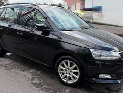 Schwarz Gebraucht 2019 Skoda Fabia Ambition Kombi | 10.500 € (Fairer Preis)