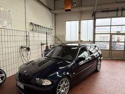 Blau Gebraucht 2000 BMW 328 Sport Line Kombi | 4.000 € (Fairer Preis)