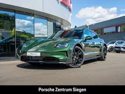 Grün Gebraucht 2025 Porsche Taycan Cross Turismo Limousine | 119.900 € (Etwas zu teuer)