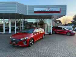 Orange Gebraucht 2018 Hyundai Ioniq Style Limousine | 14.990 € (Fairer Preis)