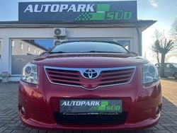 Rot Gebraucht 2010 Toyota Avensis Sol Limousine | 5.990 € (Fairer Preis)