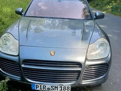 Grau Gebraucht 2003 Porsche Cayenne Turbo SUV | 5.500 €