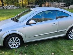 Silber Gebraucht 2007 Opel Astra Cabriolet Cabrio | 2.450 € (Guter Preis)