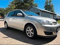 Grau Gebraucht 2005 Toyota Corolla Kleinwagen | 2.850 € (Fairer Preis)
