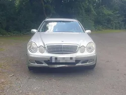 Iridiumsilber Gebraucht 2005 Mercedes E220 Kombi | 1.890 € (Superpreis)