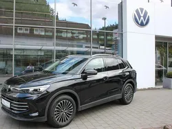 Schwarz Gebraucht 2024 VW Tiguan Elegance SUV | 34.990 € (Guter Preis)