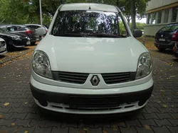 Weiß Gebraucht 2007 Renault Kangoo Van / Kleinbus | 4.250 €