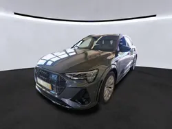 Daytonagrau perleffekt Gebraucht 2022 Audi e-tron Ambiente SUV | 47.945 € (Guter Preis)