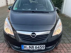 Schwarz Gebraucht 2013 Opel Meriva Active Van / Kleinbus | 8.200 € (Etwas zu teuer)