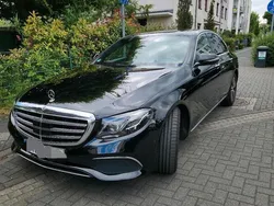 Schwarz Gebraucht 2019 Mercedes E220 Limousine | 21.999 €