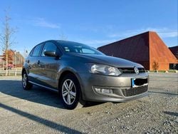 Grau Gebraucht 2014 VW Polo Life Limousine | 5.800 € (Guter Preis)
