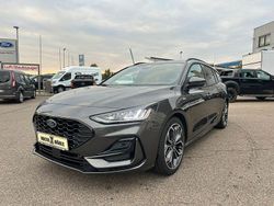 Grau Neu 2025 Ford Focus ST-Line X Limousine | 39.880 €