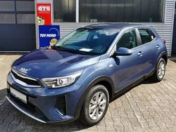 Blau Gebraucht 2023 Kia Stonic Edition 7 SUV | 16.899 € (Guter Preis)