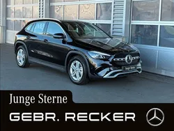 Schwarz Gebraucht 2024 Mercedes GLA200 Advanced SUV | 34.950 € (Superpreis)
