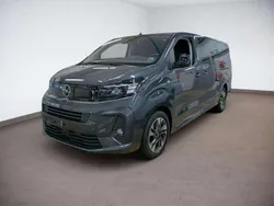 Merkurgrau metallic Gebraucht 2024 Opel Zafira Life Edition Van | 36.990 € (Superpreis)