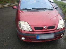Rot Gebraucht 2000 Renault Scénic Van / Kleinbus | 2.350 €