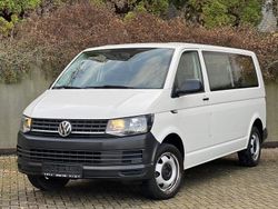 Weiß Gebraucht 2018 VW Transporter Van | 13.900 €
