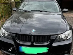 Schwarz Gebraucht 2006 BMW 318 Limousine | 1.500 €