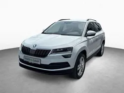 Moon weiss perleffekt Gebraucht 2022 Skoda Karoq Style SUV | 25.880 € (Guter Preis)