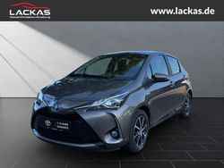 Silber Gebraucht 2018 Toyota Yaris Hybrid Team Limousine | 15.850 € (Etwas zu teuer)
