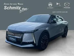Grau Neu 2025 DS Automobiles N°8 SUV | 79.695 €