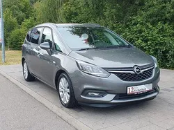 Grau Gebraucht 2018 Opel Zafira Van / Kleinbus | 11.990 € (Fairer Preis)