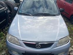 Blau Gebraucht 2000 Mazda 323F Sporty Kleinwagen | 1.300 €