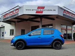 Blau Gebraucht 2014 Dacia Sandero Stepway Kombi | 8.400 €