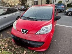 Rot Gebraucht 2006 Peugeot 107 Kleinwagen | 1.750 € (Fairer Preis)