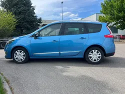 Blau Gebraucht 2013 Renault Scénic III Bose Edition Van / Kleinbus | 4.499 € (Guter Preis)