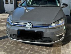 Grau Gebraucht 2020 VW e-Golf Kleinwagen | 16.800 € (Etwas zu teuer)