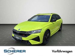 Grün Gebraucht 2025 Skoda Octavia RS Kombi | 41.290 € (Fairer Preis)
