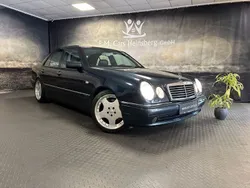 Schwarz Gebraucht 1996 Mercedes E50 AMG AMG Limousine | 27.900 €