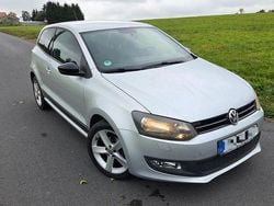 Silber Gebraucht 2014 VW Polo Edition Limousine | 6.300 € (Guter Preis)