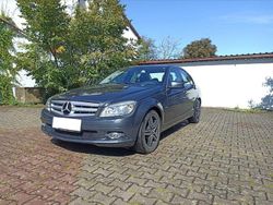 Blau Gebraucht 2009 Mercedes C200 Limousine | 7.600 € (Fairer Preis)