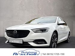 Weiss Gebraucht 2019 Opel Insignia Sport Kombi | 18.990 € (Fairer Preis)