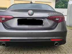Beige Gebraucht 2017 Alfa Romeo Giulia Super Limousine | 17.990 € (Guter Preis)