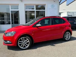 Rot Gebraucht 2015 VW Polo Highline Limousine | 7.850 € (Fairer Preis)