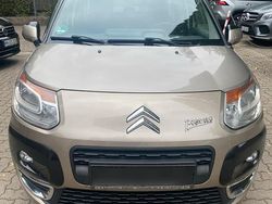 Gelb Gebraucht 2010 Citroën C3 Picasso Van / Kleinbus | 2.950 € (Fairer Preis)