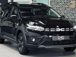 Schwarz Gebraucht 2025 Dacia Jogger Expression Van / Kleinbus | 24.990 € (Fairer Preis)