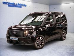 Schwarz Gebraucht 2024 Ford Tourneo Courier Titanium Van / Kleinbus | 26.990 € (Fairer Preis)