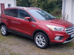 Rot Gebraucht 2017 Ford Kuga Titanium SUV | 15.499 € (Fairer Preis)