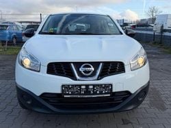 Weiß Gebraucht 2011 Nissan Qashqai Visia SUV | 6.699 € (Fairer Preis)